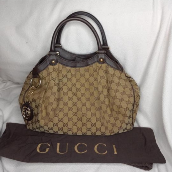 Authentic Gucci GG Monogram Supreme Sukey Shoulder Tote Bag - Picture 2 of 10
